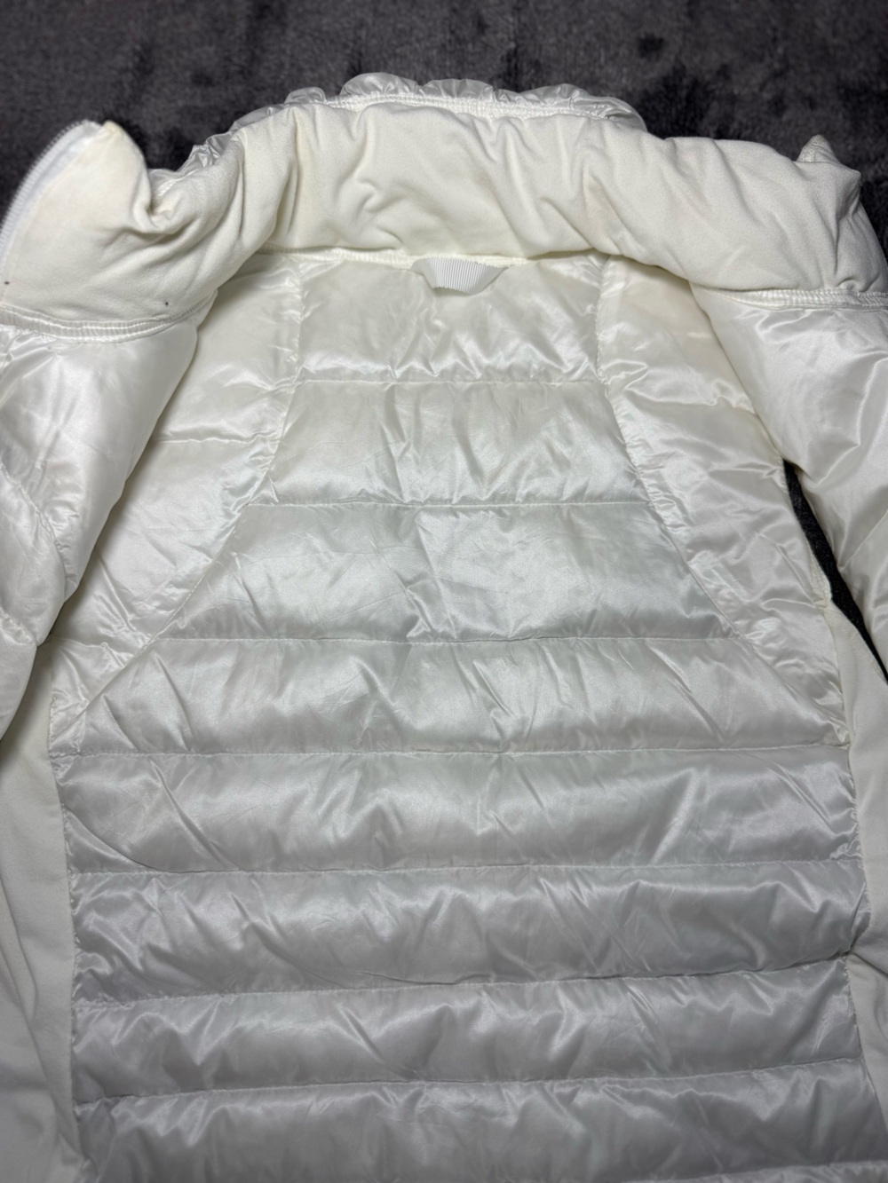 Lululemon Down For A Run goose down quilted vest size 10 - Picture 6 of 9